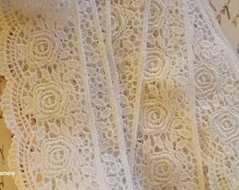 White rosette vintage trim wide