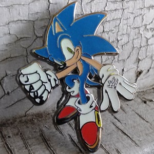 Sonic Colors Ultimate Sonic the Hedgehog & Wisps 2.5 Enamel Pin