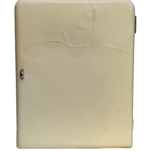 Armoire à Pharmacie Vintage MCM Bois Blanc Et Chrome, 4 étagères, Murale
