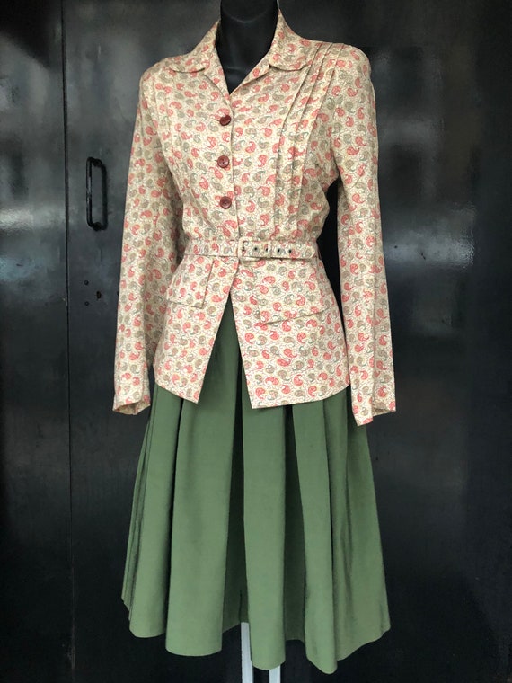 Lovely 40’s fitted jacket