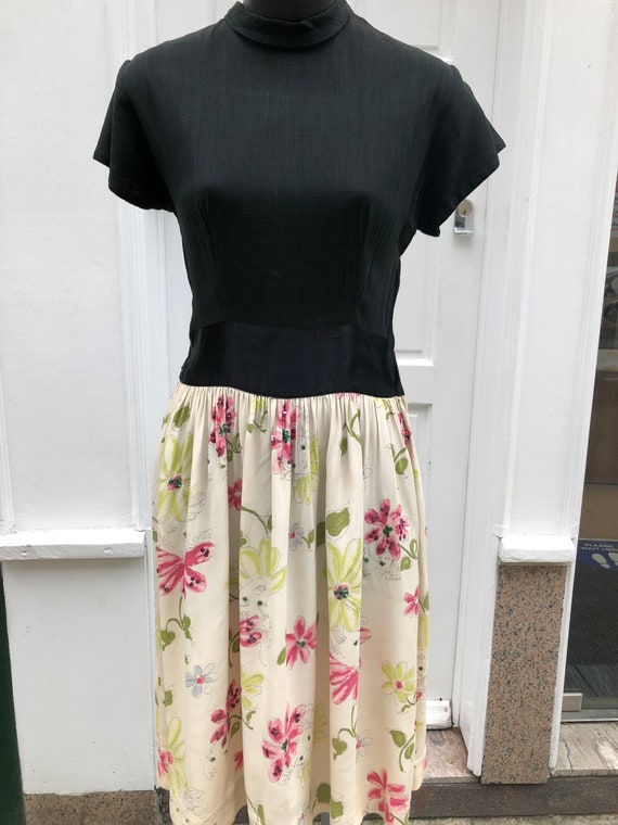 Cute 40’s novelty print swing dress