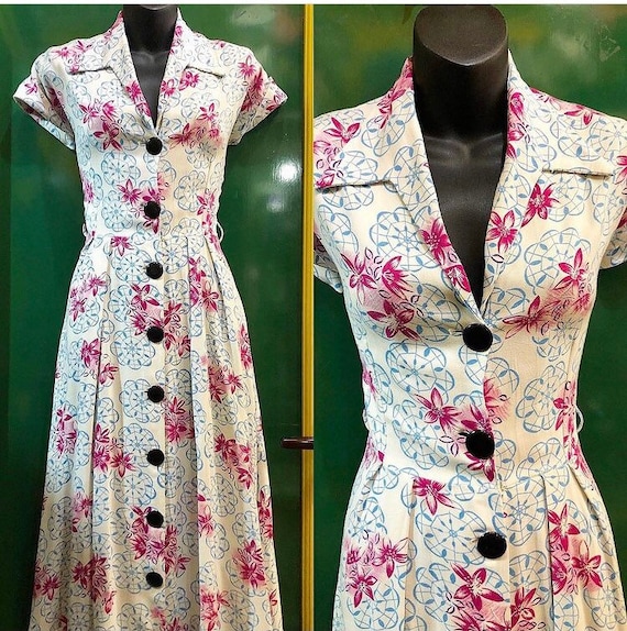 Beautiful 1940’s floral dress