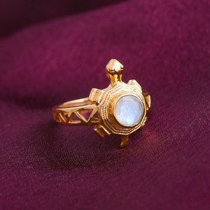 Tortoise Ring, Rainbow Moonstone Round Cut 18k Gold Plated Over Brass Ring, Turtles Spinner Ring, Designer Handmade, Gemstone Turtles Ring image 3