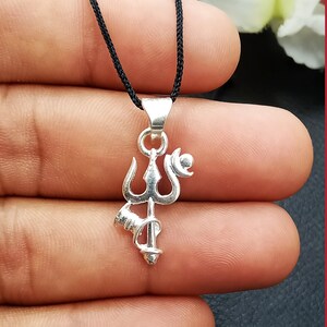 Lord Shiva Trishul Pendant, Hindu Idol Lord Shiva, Unisex Gifting Pendant, Shiva Trident, Religious Indian Jewelry, Divine Trishul Pendant