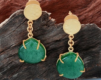 Pendiente colgante de piedra preciosa con forma de pera de aventurina verde, pendientes chapados en oro de 18 quilates, pendientes de diseñador Margaj, regalo para mamá