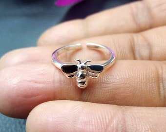 Minimalist Bee Ring, 925 Silver Ring for Women, Dainty Thumb Ring, Simple Bumble Bee Jewelry Gift, Unique Statement Ring, Size 5 6 7 8 9 10