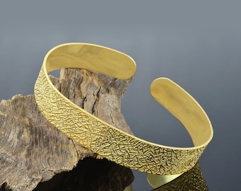 18k Matt Gold Hammered Bangle, Gold Plated Cuff Bangle, Handmade Cuff Bracelet, Wide Gold Bracelet Cuff