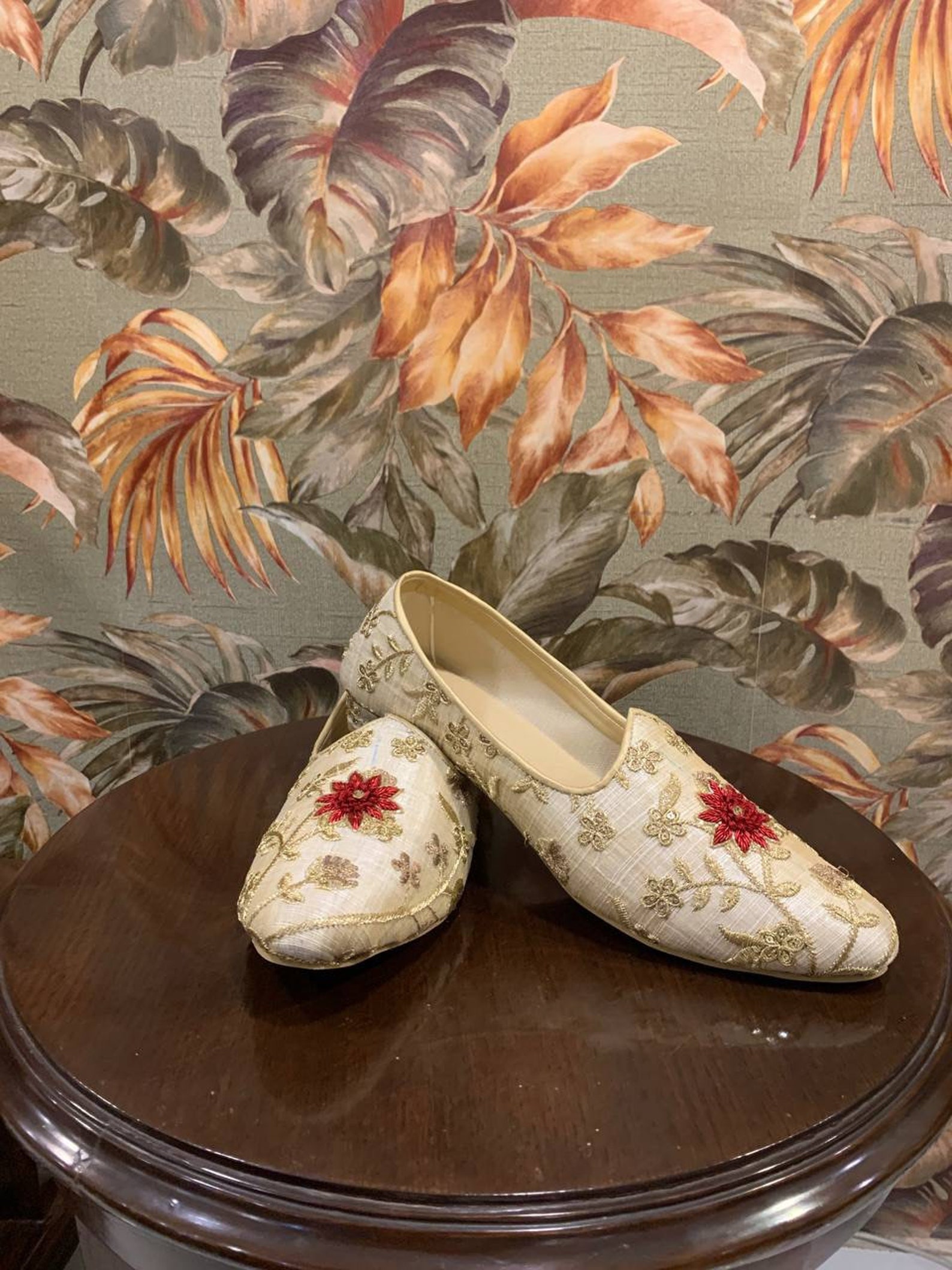 mojari shoes for groom