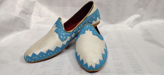 green emerald velvet dress Velvet Slip-Ons with Royal Eagle Embroidery