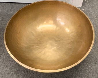 23-Inch Huge Sound Healing Tibetan Singing Bowl, Great use for Meditation & Body theraphy - Blessed by Mank Handcrafted in Nepal.