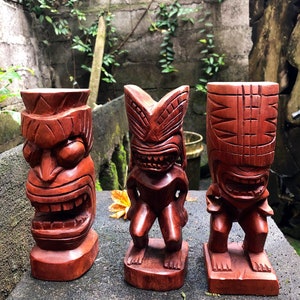 wooden tiki,wooden decor,tiki bar,tiki house,wooden carving,wood sculptur,wood statue ,wood carving