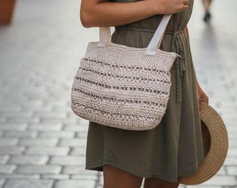Borsa a tracolla bianca all'uncinetto riciclata, unica nel suo genere, fatta a mano / Borsa estiva / Borsa tote
