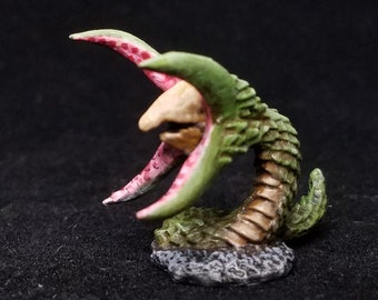 Grick Painted Mini (Reaper 77228) Chthon custom worm snake monstrosity monster horror D&D Pathfinder Halloween Decor