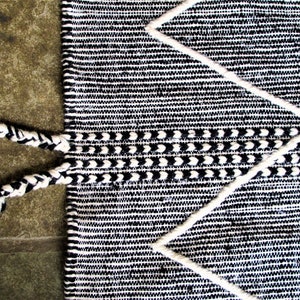 Moroccan Handmade Berber Rug Tribal from Atlas Mountains // 8.2 x 5ft // Fairtrade image 2