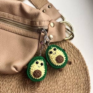 knitted avocado, avocado toy, baby avocado, avocado keychain, avocado on bag, vegan gift, girl gift, cute little avocado, crochet avocado, k