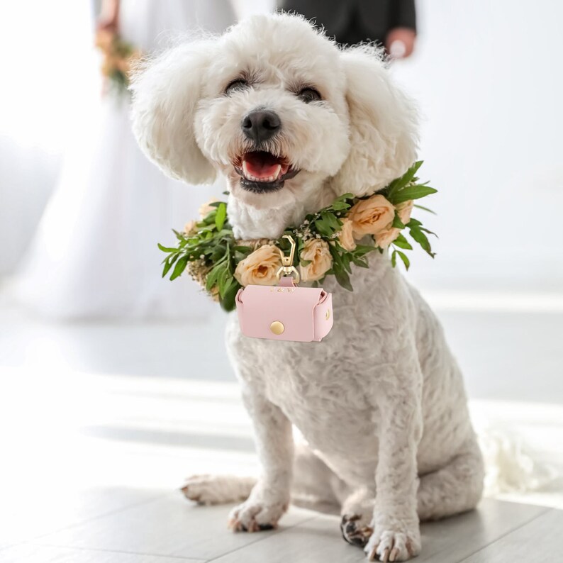 Bolsa de portador de anillo de boda personalizada para perros, portador de anillo de perro, soporte de anillo de boda para mascotas, caja de anillo de cuero, portador de anillo de propuesta, regalo para ella imagen 2