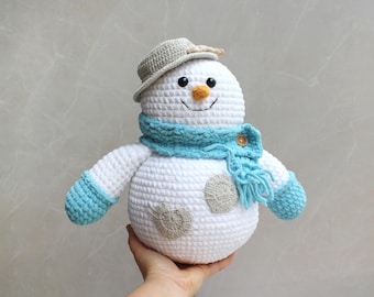 Large Crochet Snowman Plush, 11 inch Soft Chenille Stuffed Snowman with Scarf & Mittens, Handmade Christmas Gift, Gift for Kids