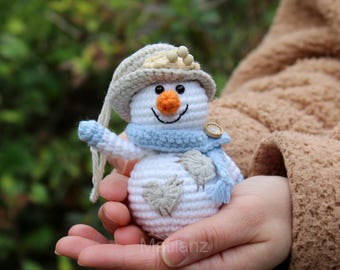 Snowman Ornament, Handmade Crochet Snowman, Christmas Tree Decoration, Amigurumi Snowman Plush, Winter Farmhouse Holiday Decor, 4 Inch