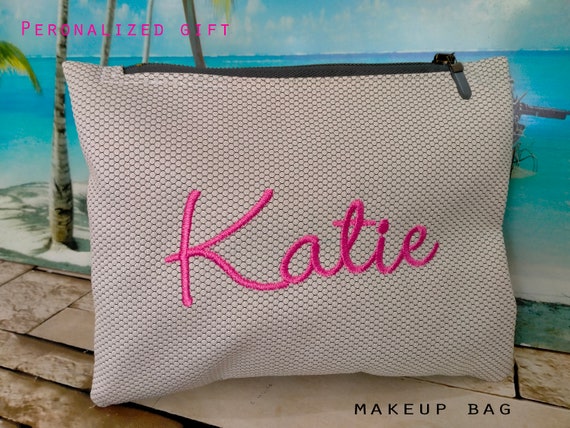 Bridal makeup Bag, Personalized Bridesmaid Makeup Bag, Personalized Wedding Gift, Personalized gift for her, Best Friend Gift, Makeup Case