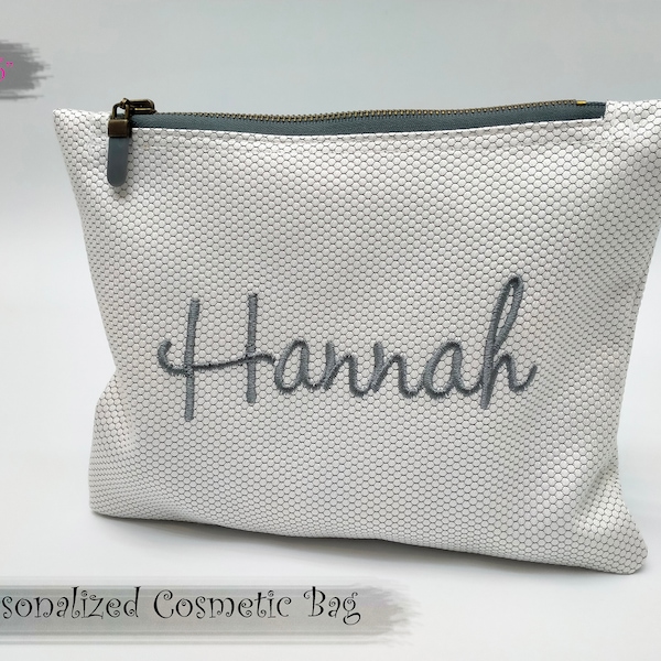 Bridesmaid Cosmetic Bag, Personalized Makeup Bag, Christmas Gift, Bridal makeup Bag, Personalized gift for her, Best Friend Gift, Makeup