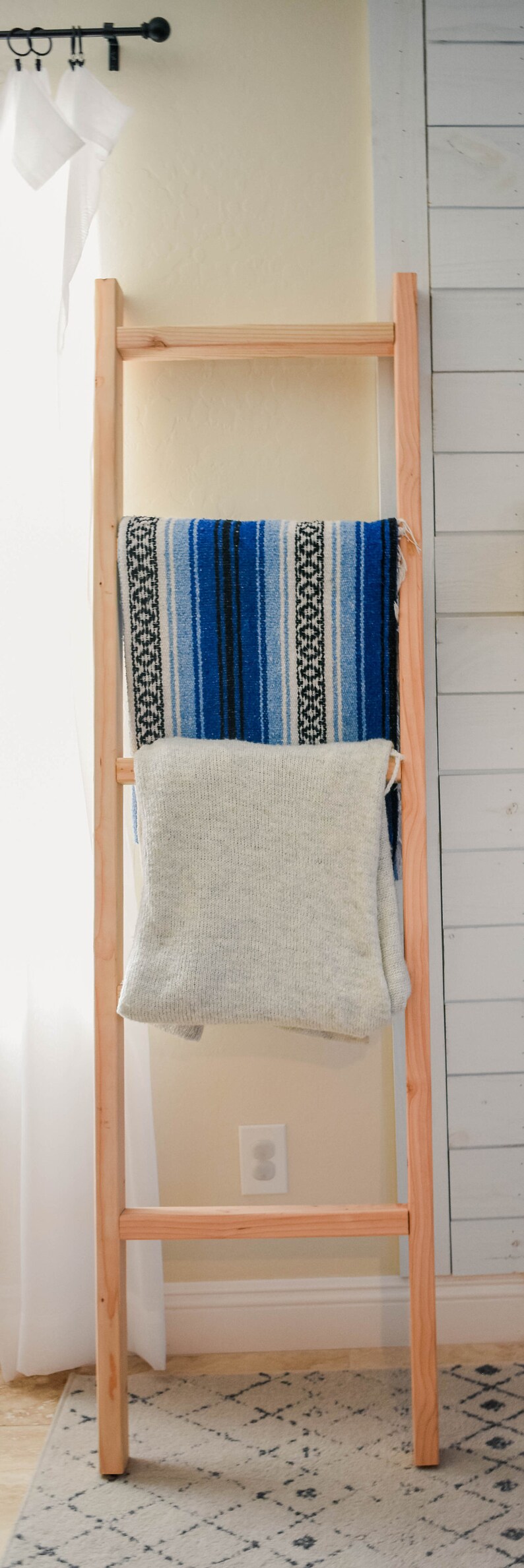 Farmhouse Blanket Ladder Kirklands Farmhouse Home 30 Minute DIY