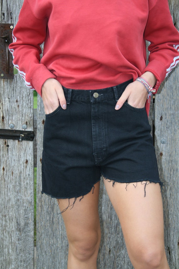 Vtg Sasson black denim shorts, Made in America