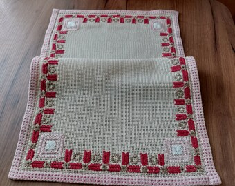 ヴィンテージの手刺繍の厚手コットンテーブルマット、ヴィンテージのクロスステッチ刺繍、スカンジナビアの新築祝いのテキスタイル (F8)