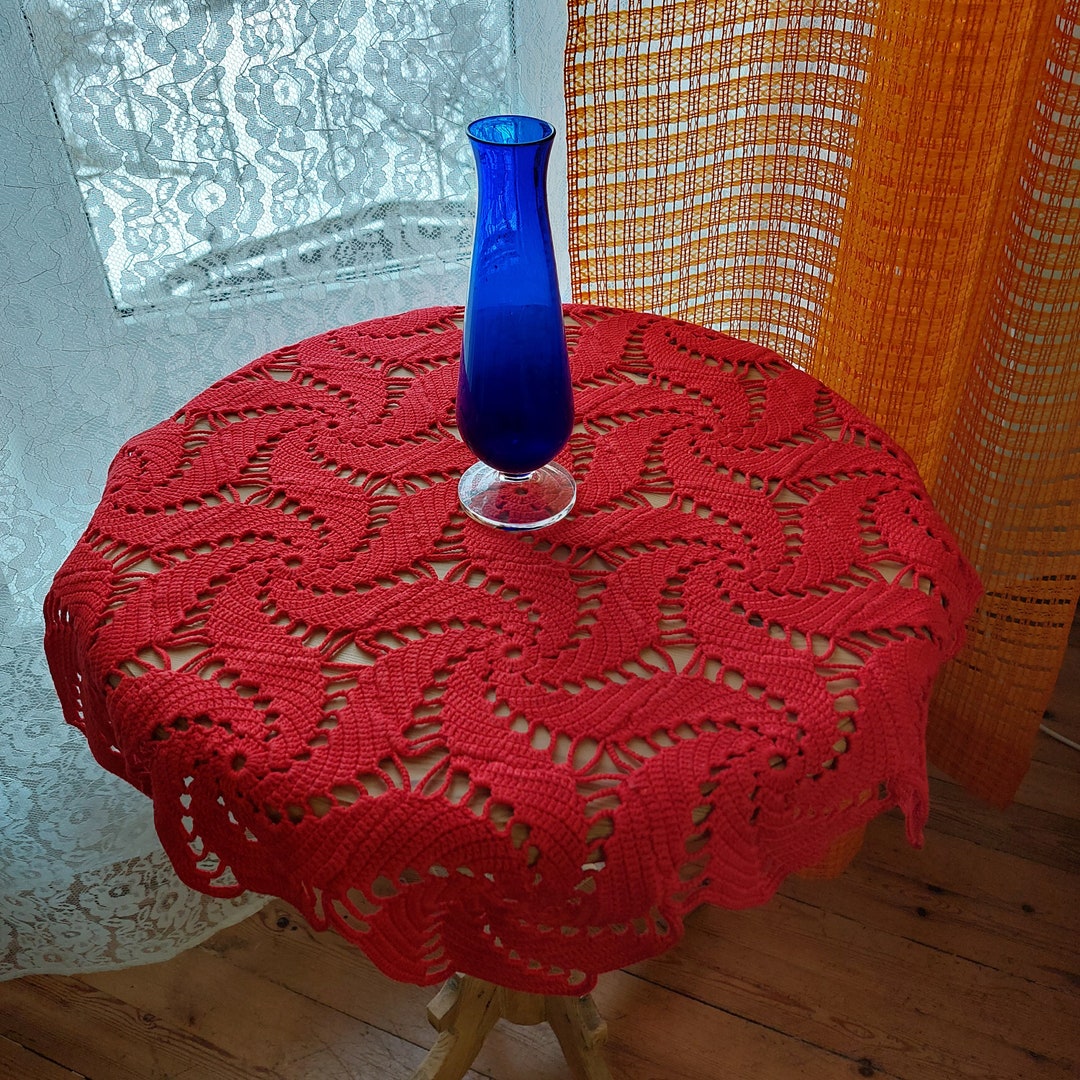 Vintage Crochet Cotton Round Tablecloth Circle Red Etsy