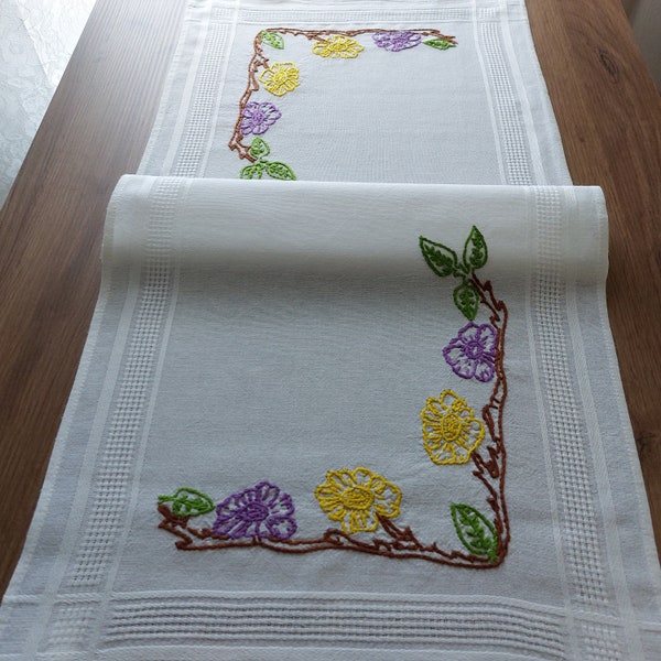 Vintage floral handbestickte dünne Baumwolle Tischdekoration, Tischdekoration, Tischläufer, Kurzer Tischläufer, Vintage Skandinavisch (F2)