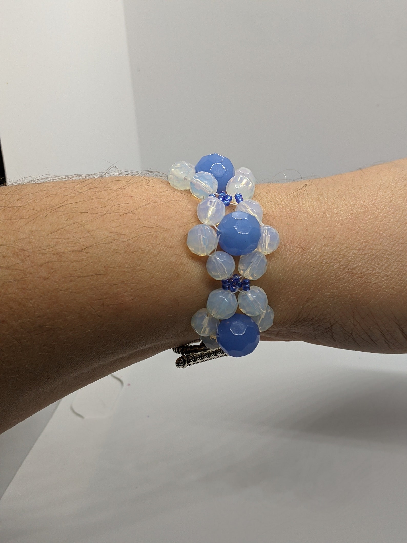 Beaded Magnetic Clasp Necklace - Periwinkle