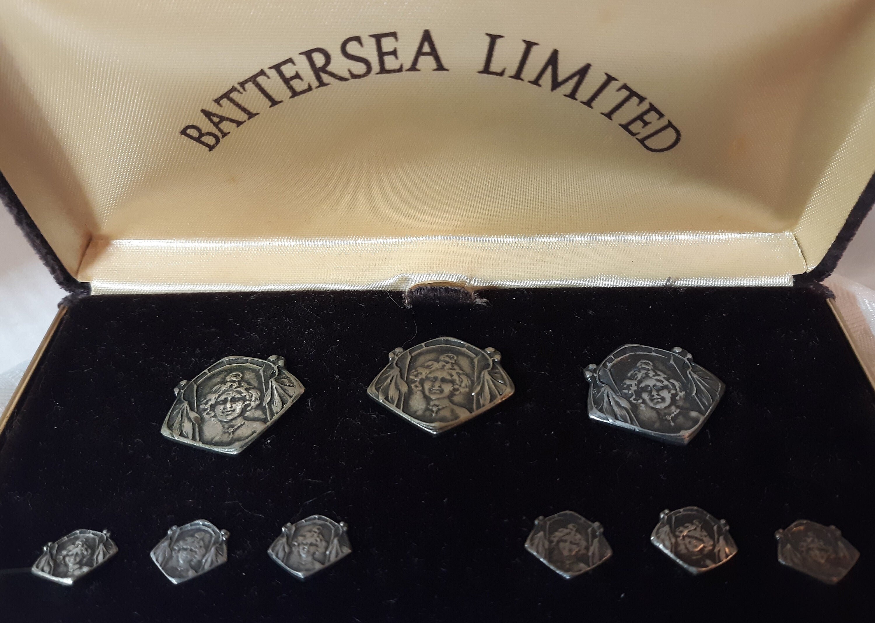 Nine Vintage Pewter Battersea Buttons Art Noveau Picture Woman Set in Original Case 3 Medium & 6