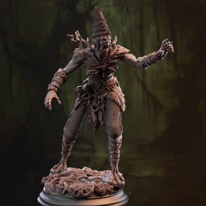 DnD Miniature Old Hag Witch miniature for Dungeons and Dragons tabletop RPG Wargaming miniature from DM Stash