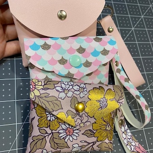 Keine Sew Geldbörse mit Schlüsselanhänger Plotterdatei, pdf, png, dxf für Cricut, Brother Scan n' Cut, Siser, und Silhouette für Kunstleder
