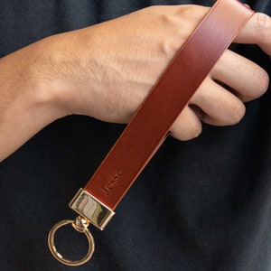 Personalized Leather Wrist Lanyard, Wristlet Keychain, wrist strap key fob, leather keychain wristlet, lanyard for keys, key wrist strap Bild 6