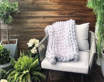 Giant knit blanket/Cozy Throw Blanket/Chunky Knit Blanket/Merino Wool Blanket/Chunky Knit Throw/Super Chunky Yarn/Chunky Wool Blanket