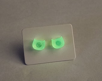 Glow in the Dark Cat Head Earrings - Yellow