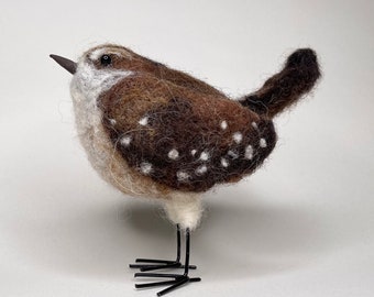 Needle felt animal Jenny wren bird