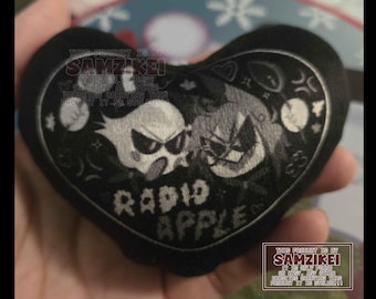 Radioapple plyschkudde nyckelring