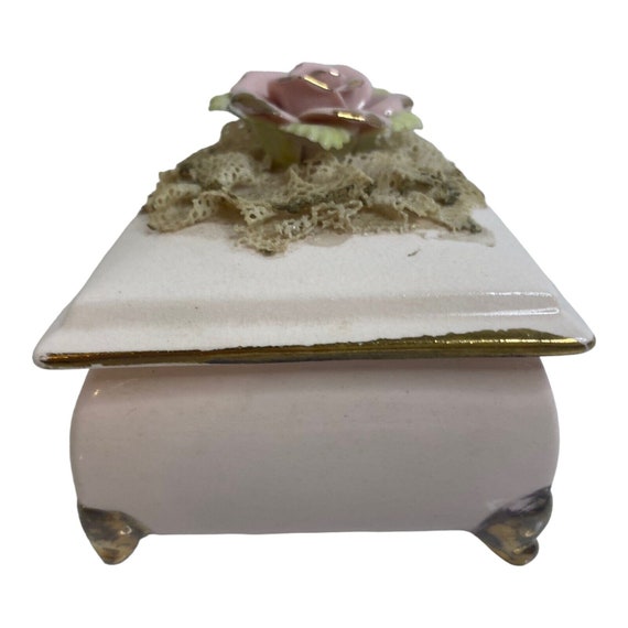 Vintage Porcelain Pink Trinket Jewelry Box 3D Pin… - image 3