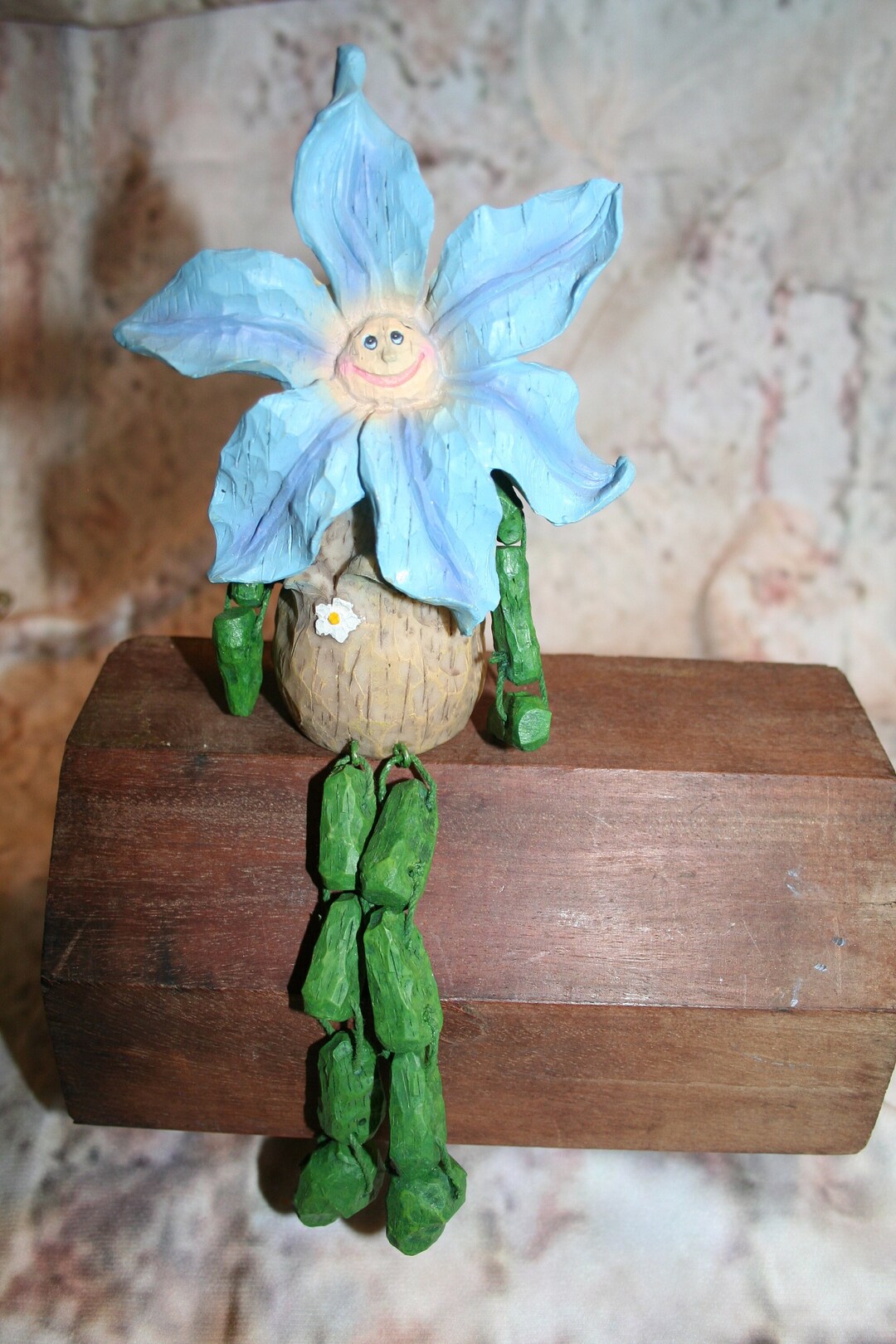 COLUMBINE FLOWER Smiling Vegetable/fruits Garden Buddy Shelf Sitter