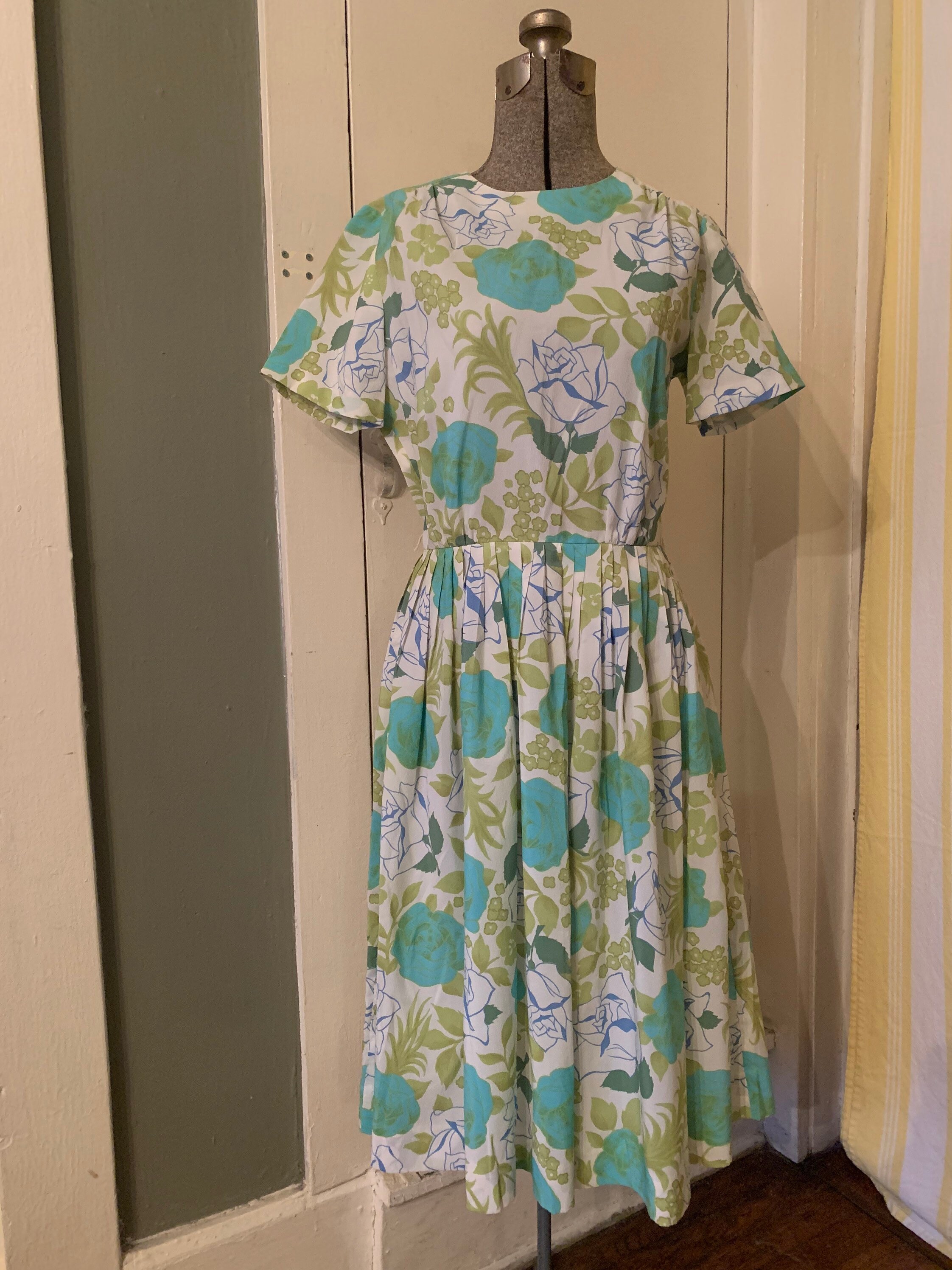 1950s Bright Blue and Green Rose Floral Print Dress Medium | Etsy