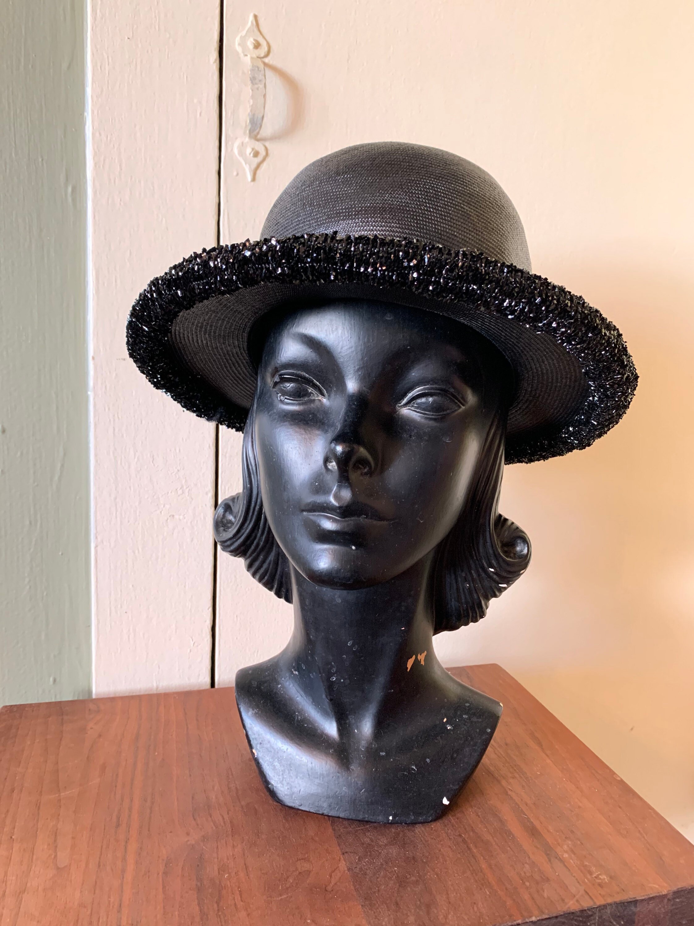 Christian Dior \'Miss Dior\' 1960\'s Vintage Leather White and Black Mod Cloche Hat Vintage Christian Dior Hats - 79 For Sale at 1stDibs  main image 4