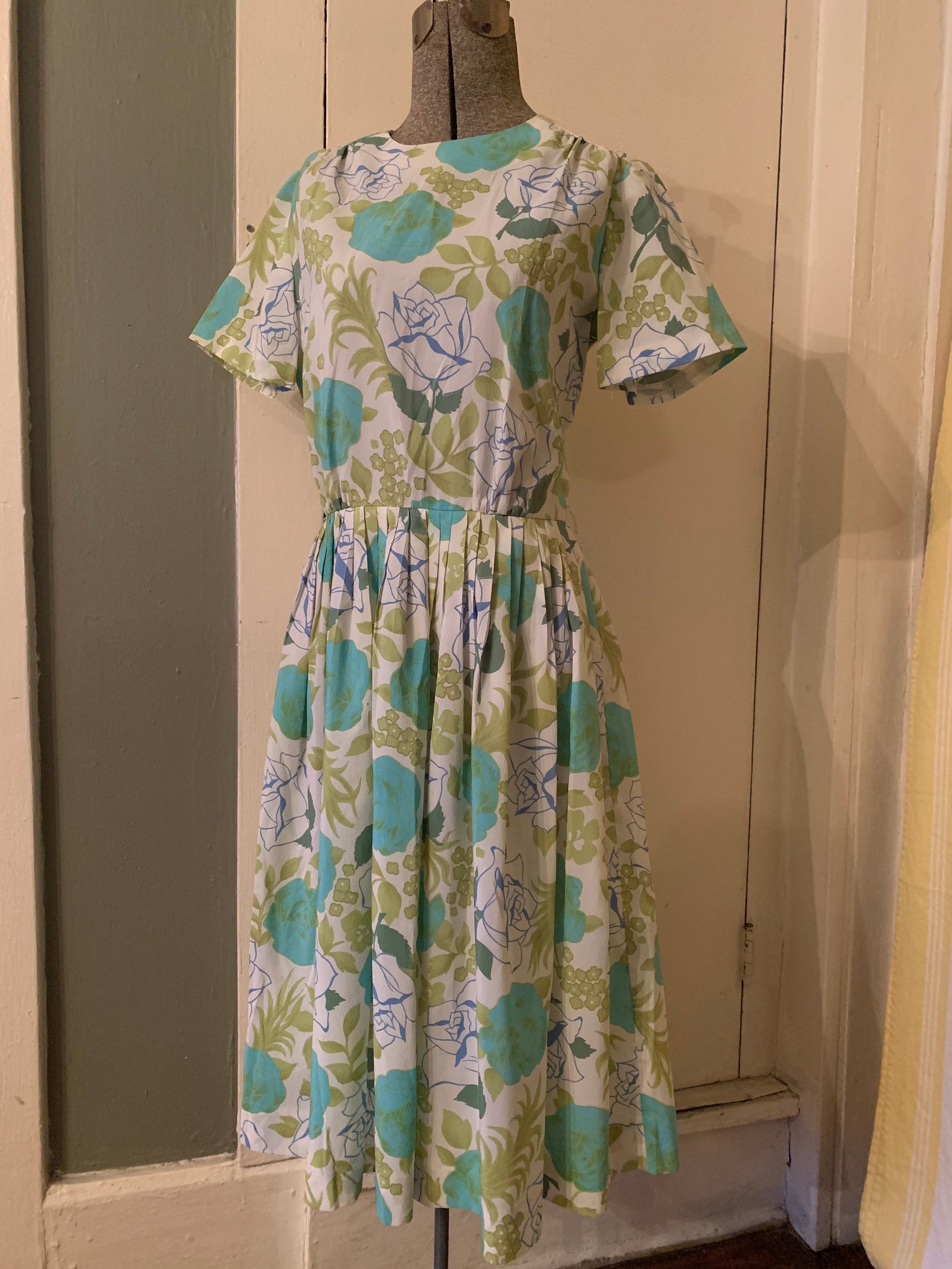 1950s Bright Blue and Green Rose Floral Print Dress Medium | Etsy