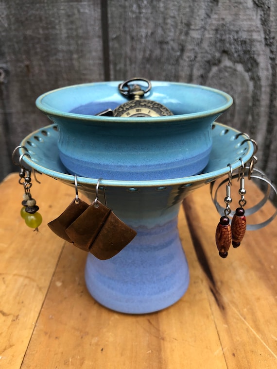 Ceramic Handmade Earring Holder With Dish in Lilac ceramic Earring