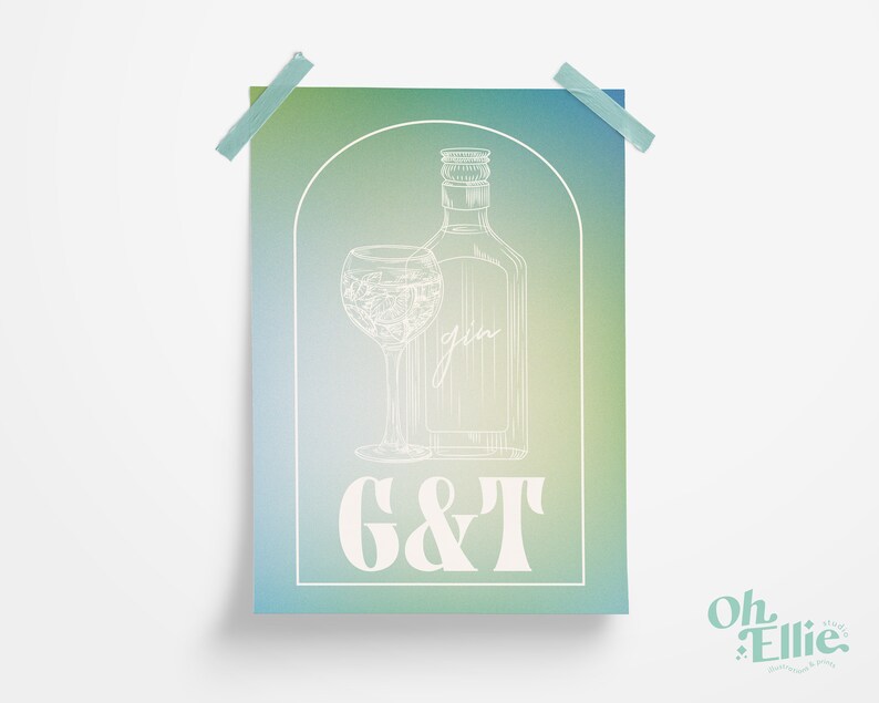 Pu&ograve; includere: Un poster con un disegno a tratto di una bottiglia di gin e un bicchiere pieno. Le parole "G & T" sono sotto. Lo sfondo &egrave; una sfumatura di verde e blu, con la parola "gin" sulla bottiglia.