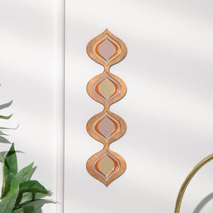 Tear drop acrylic mirror in copper, gold and rose gold. Retro 70s Mirror Decor, 60s Vintage wall decor, Wood and mirror art