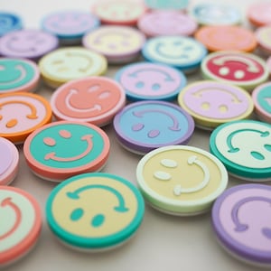 Smiley Face Fridge Magnets / Pastel Smile Face Magnet Set / Colorful Happy Magnets / Fridge Magnets / pack of 4