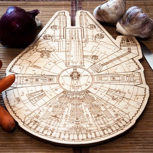 Millennium Falcon chopping board