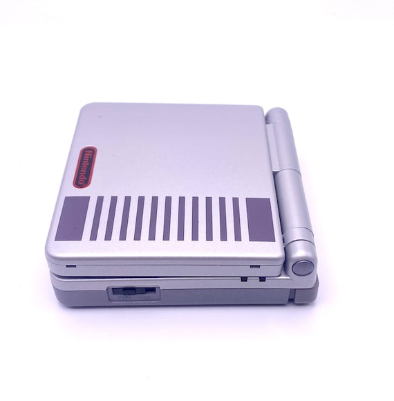 Game Boy Advance SP Limited Edition Retro NES Console with Drop-In IPS LCD  & built-in PSD Menu! : r/Gameboy