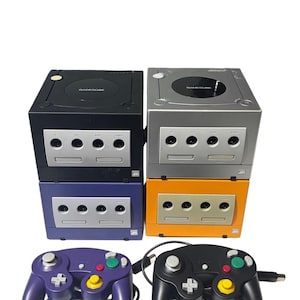 Nintendo GameCube Console NGC Console Various Colors + Controller + Wires Bundle